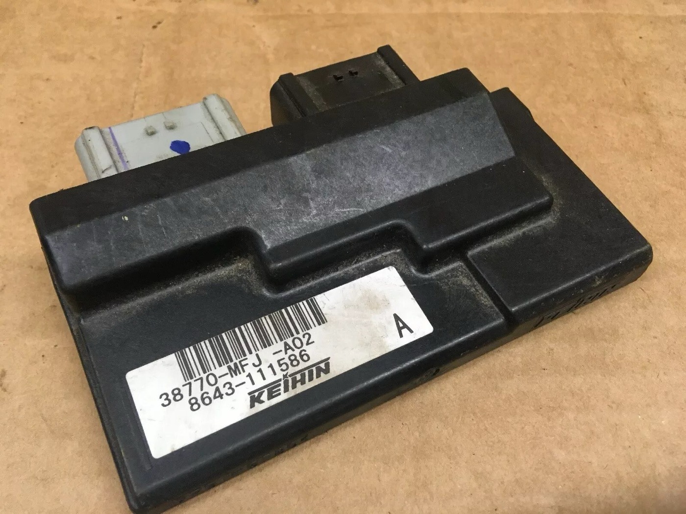 Blok — 38770-MFJ-A02