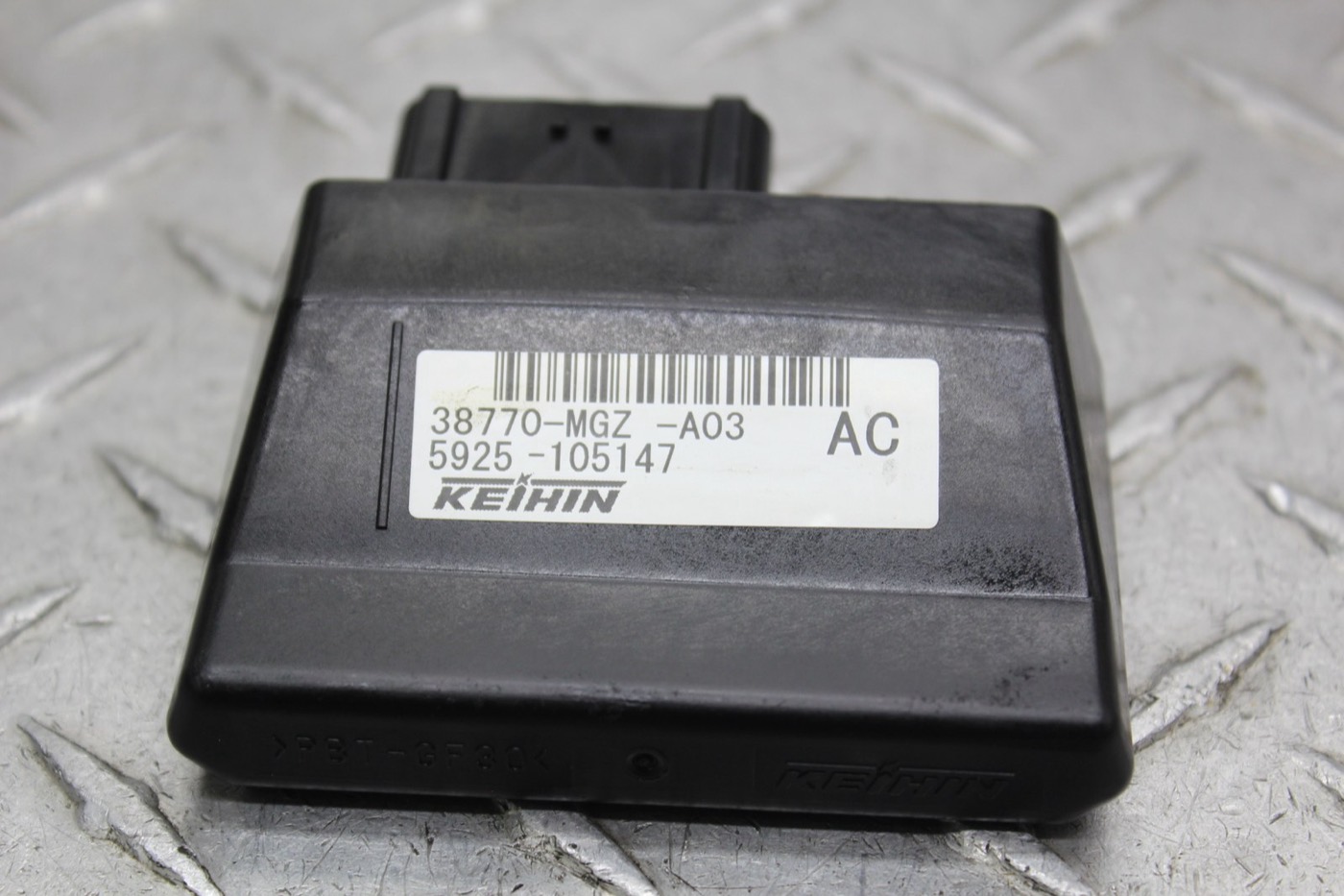 Blok — 38770-MGZ-C03