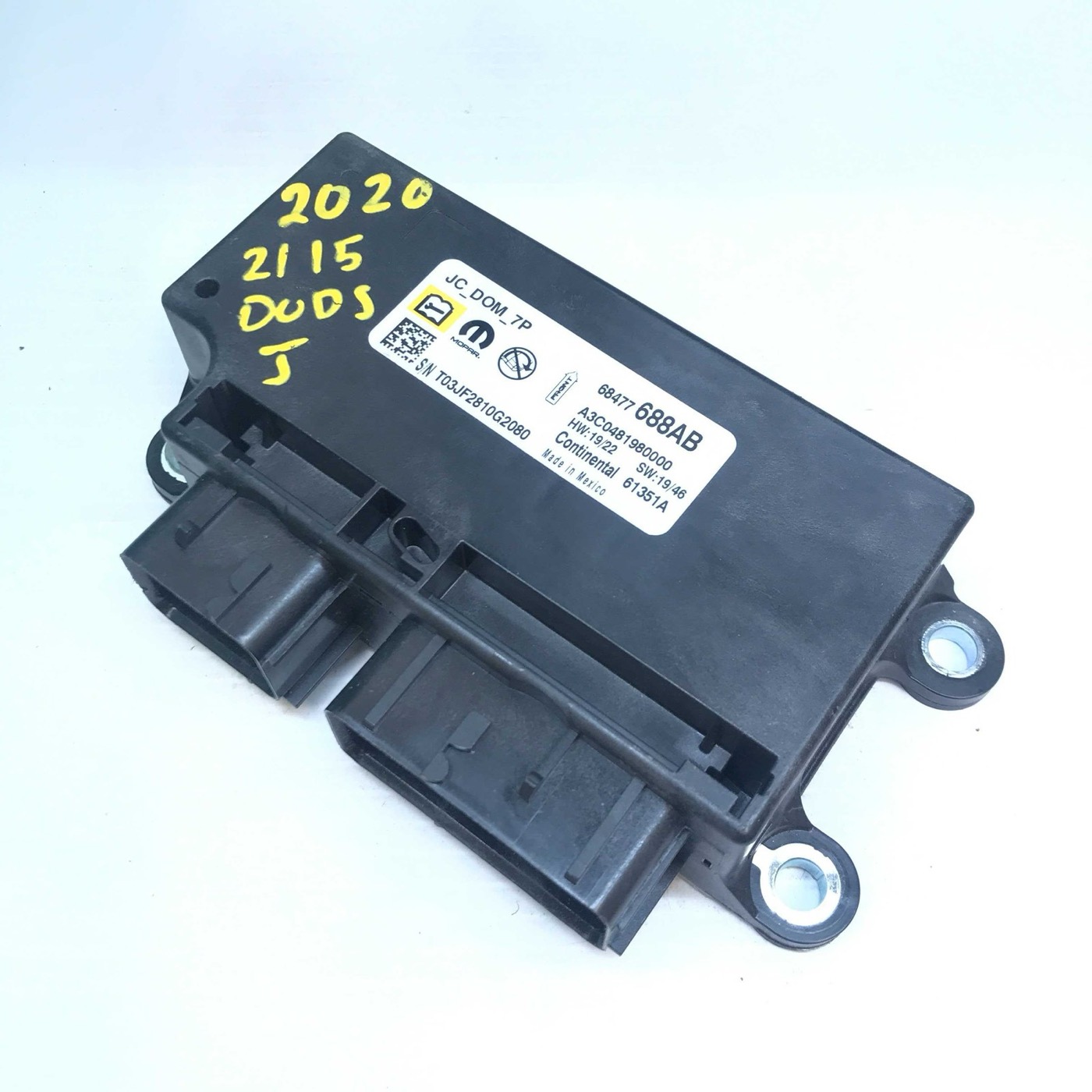 Blok — 68477688AB