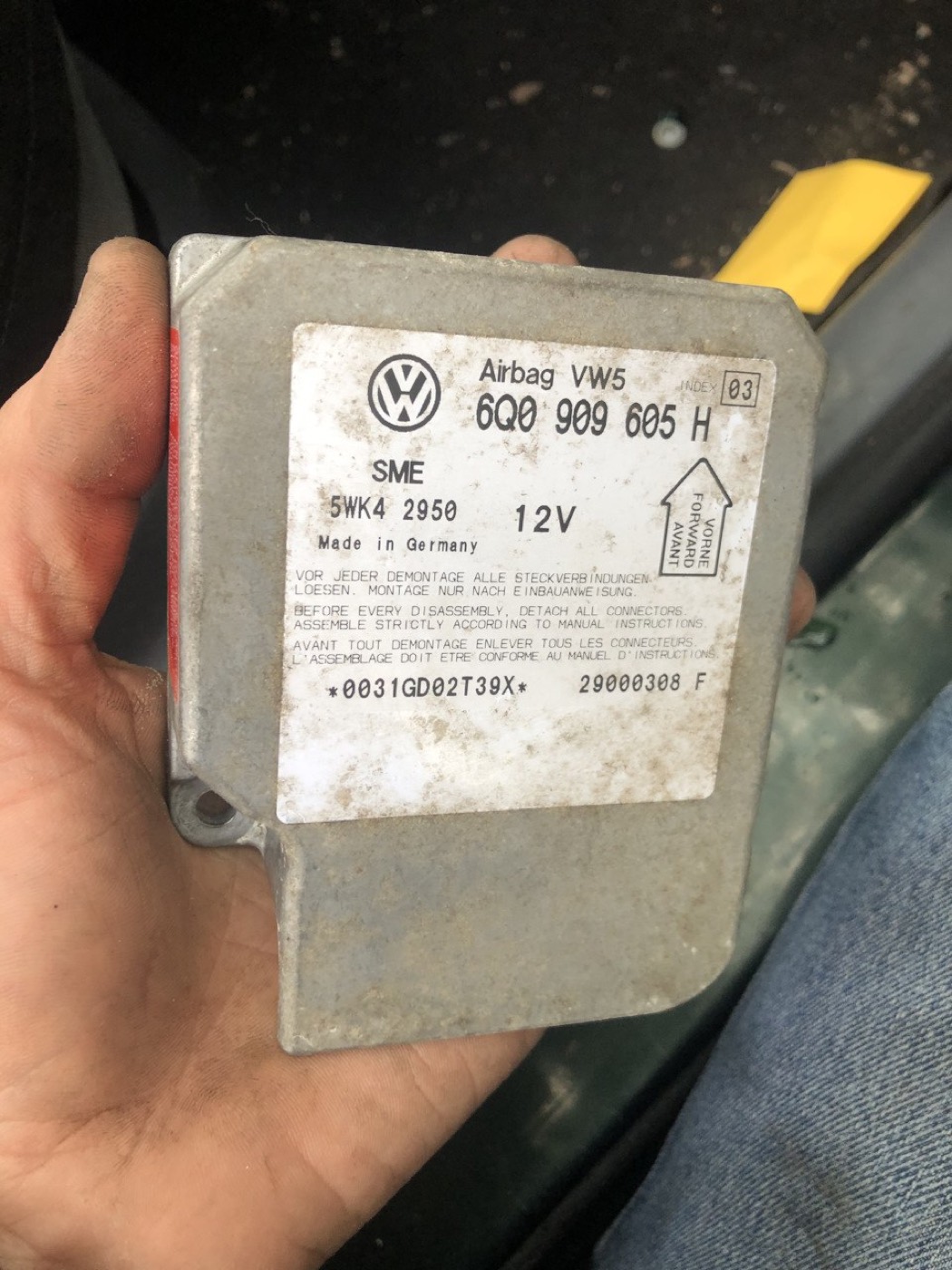 Blok — 6Q0909605H