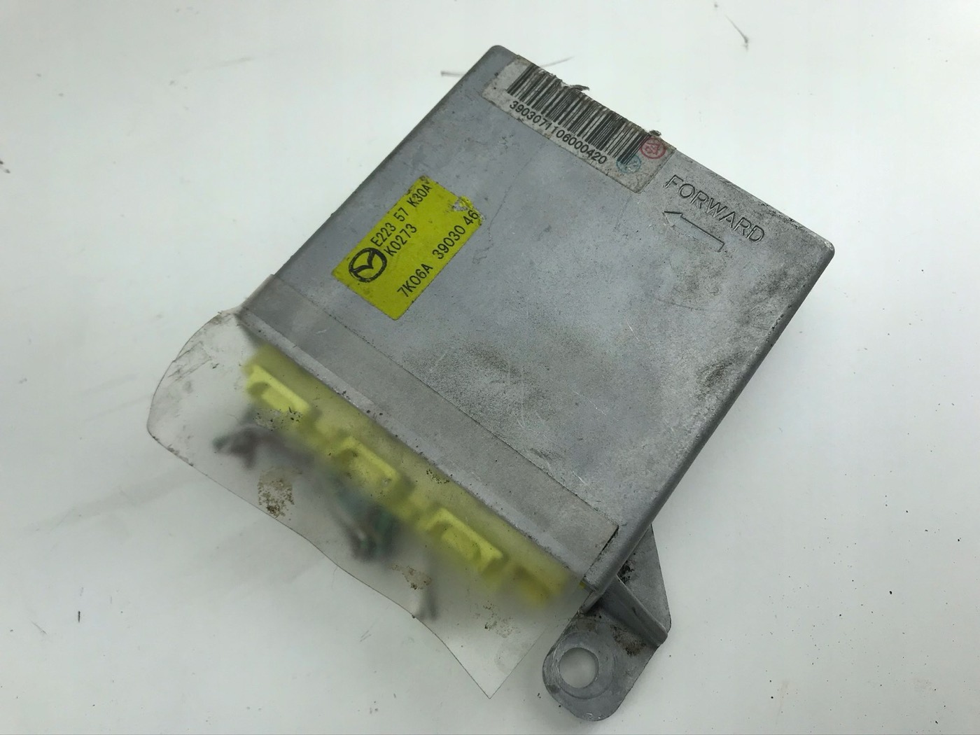 Blok — E22357K30A