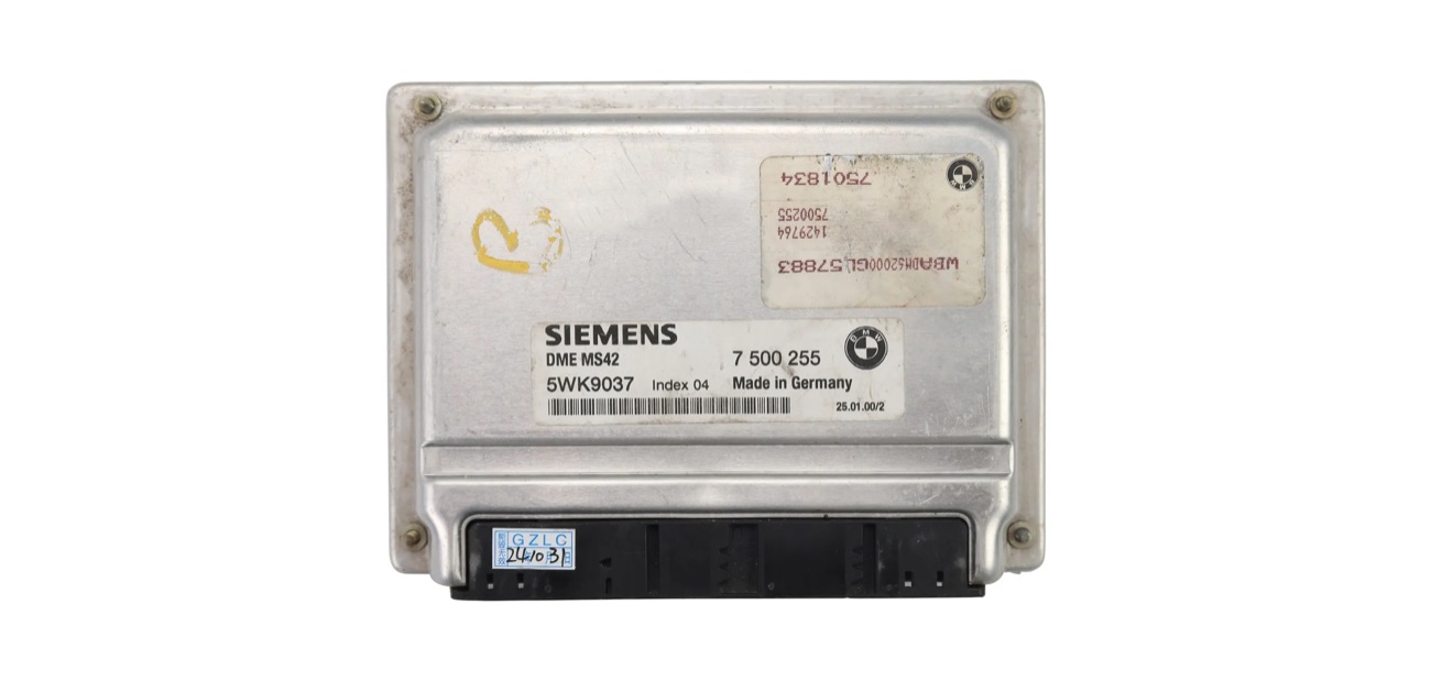 Blok — BMW MS42 ECU